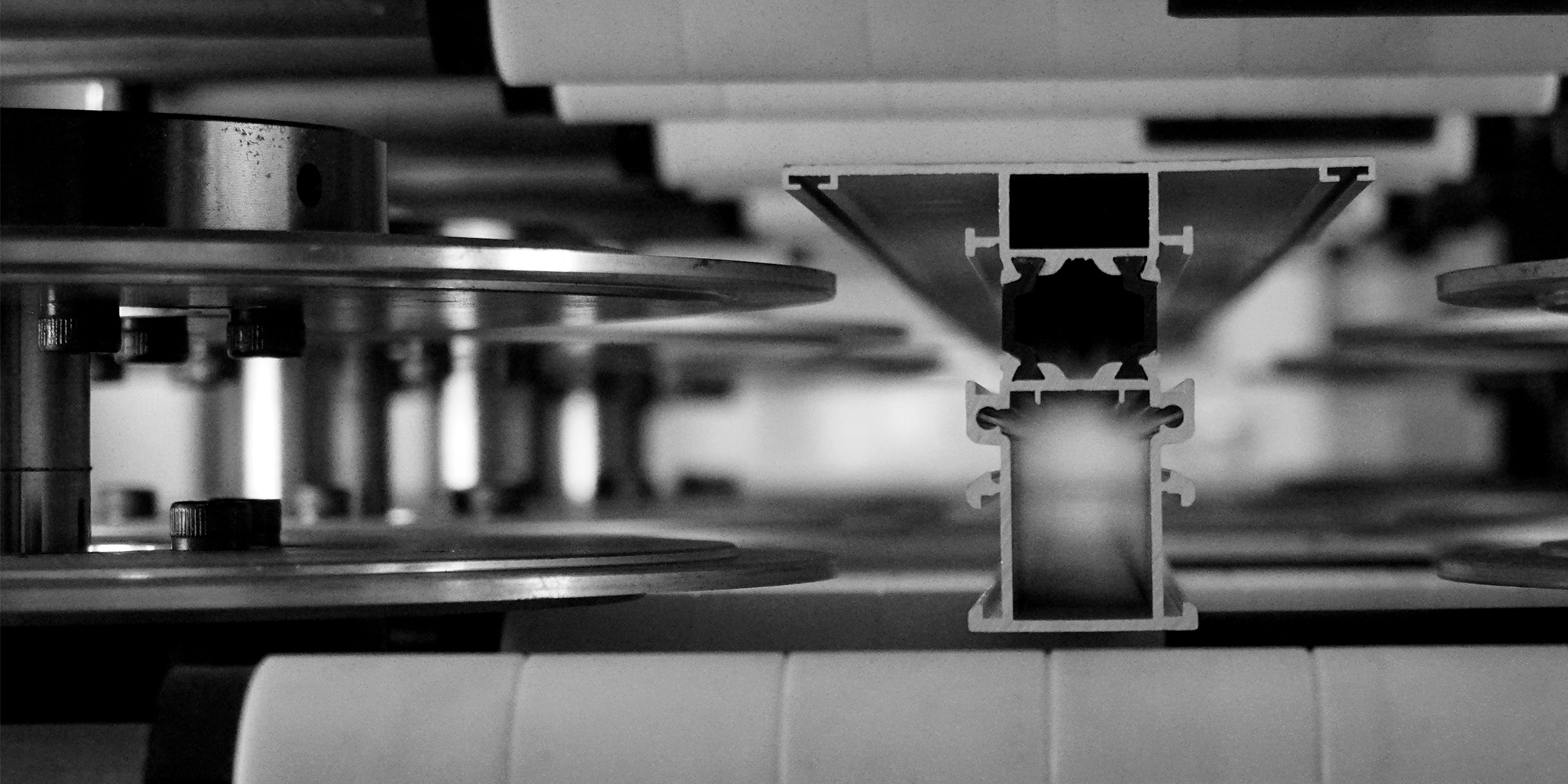 Starlight Sales Corp | Machinerie Oemme pour extrusion d'aluminium