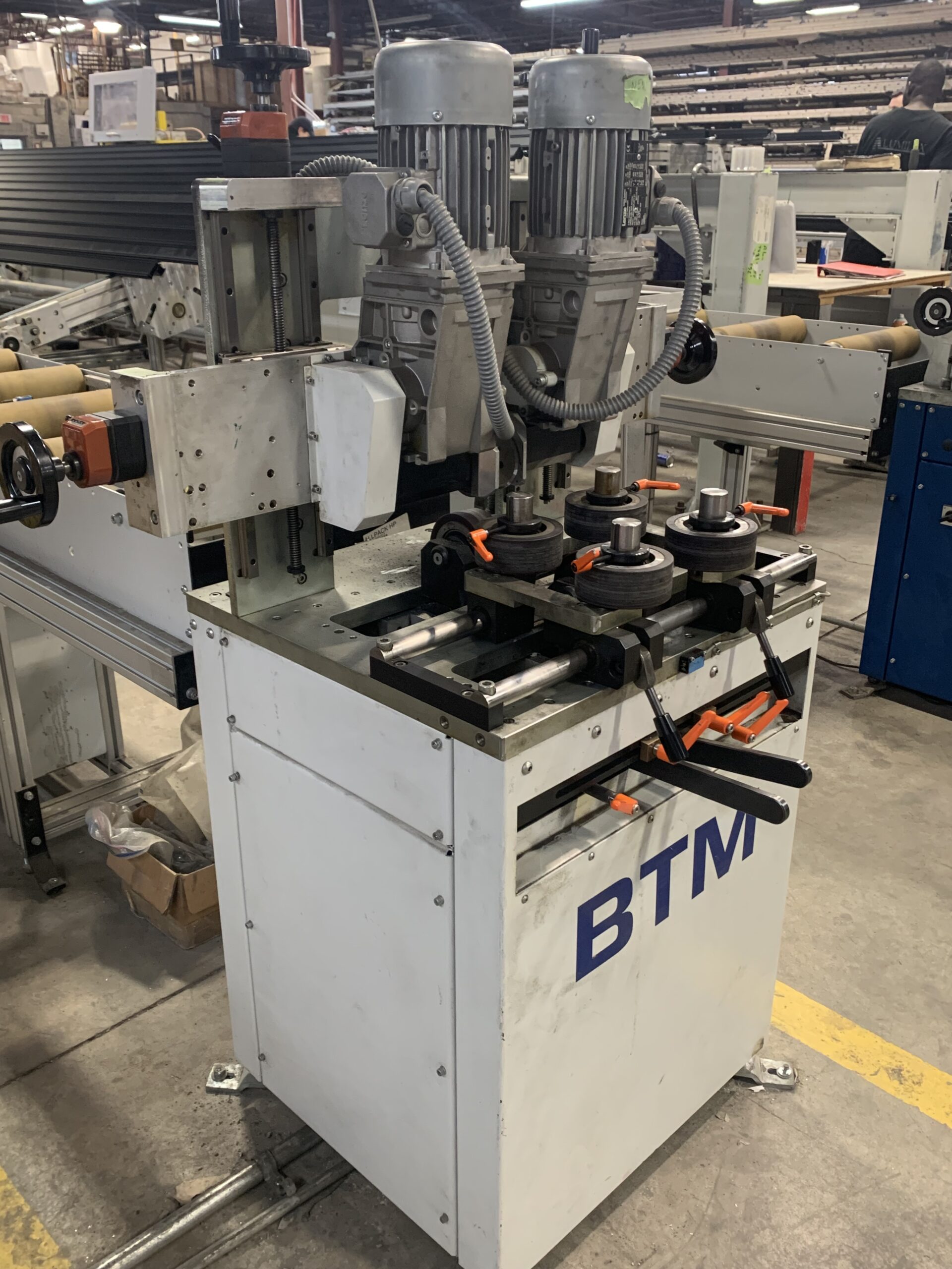 Usagé - Aluro BTM - Ligne complète d'insertion de bris thermiques – Image 5