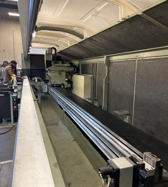 Used Comet T6 CNC Machining Center