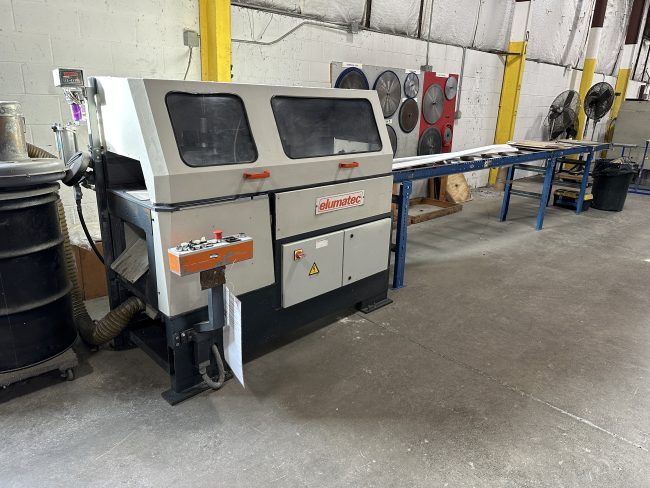 Used Elumatec SA 142/35 Automatic Cutting Machine | Elumatec 2002 – High-Volume Aluminum Profile Cutting