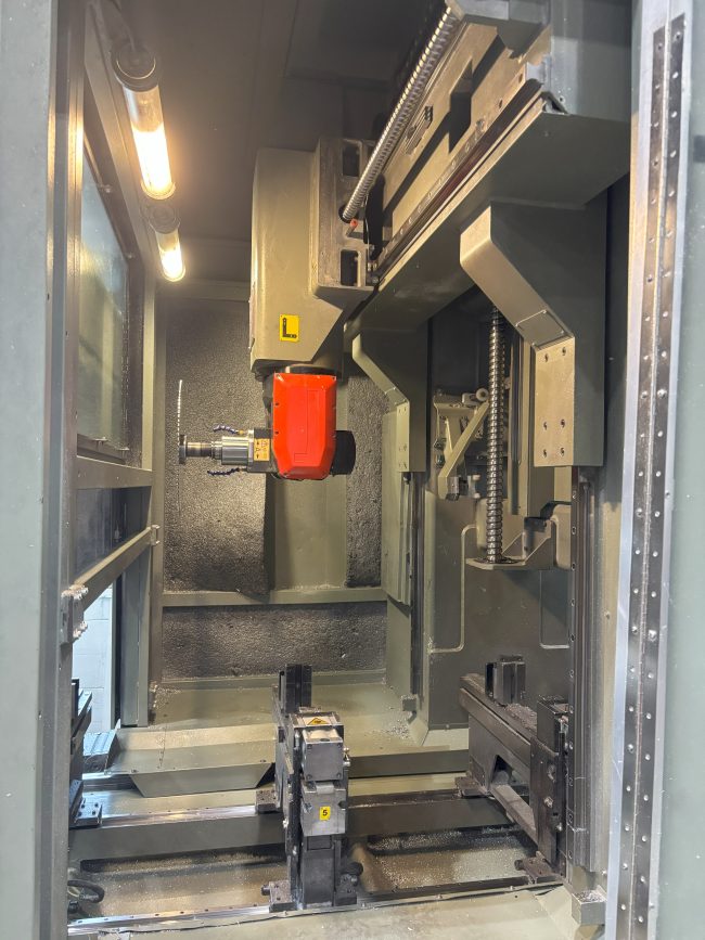 Emmegi Planet 6800 5-Axis CNC Machining Center – Precision, Flexibility, and Efficiency